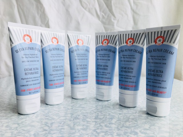RA REPAIR CR Hydration br Dry Parched Sale Intense Hydration for Dry Parched S htense Hydration for Dry Parched Skin SAFE FOR SENSİTIVE SAN SAFE FOR SENSITIVE N CREME ULTRA REPARATRICE Hydratation intone CREME UTR REPARATI CREME ULTR REPARATRICE CREME ULTRA REPARATRICE atton intense pour REPARATRICE GREME ULTRA REPARATRICE aonintense pour au desolichée ABI peau deslch PEAUX SENSIBLES FAB, FIRST AI)! 567 T AID BEAUTY,product,product,