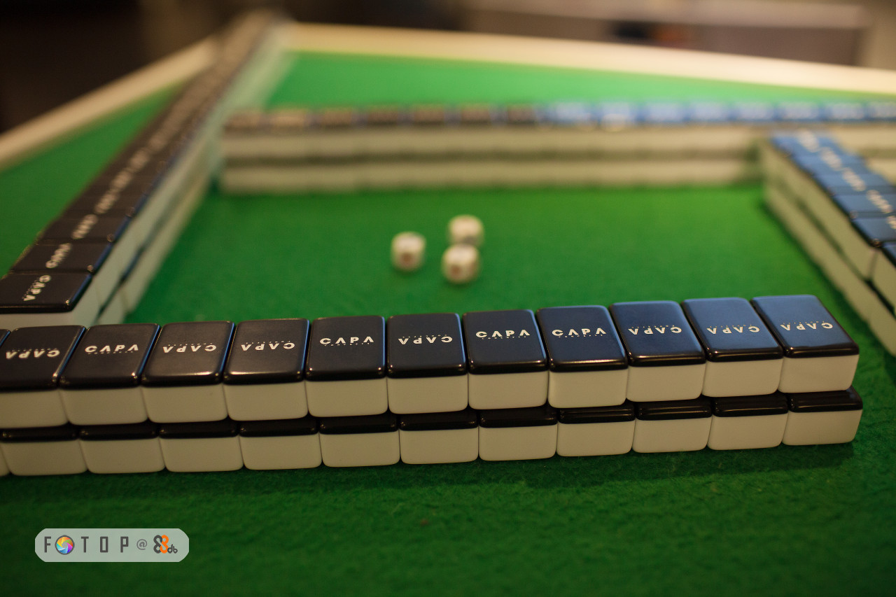 FG) T O P @2%b,games,indoor games and sports,tabletop game,sport venue,billiard ball
