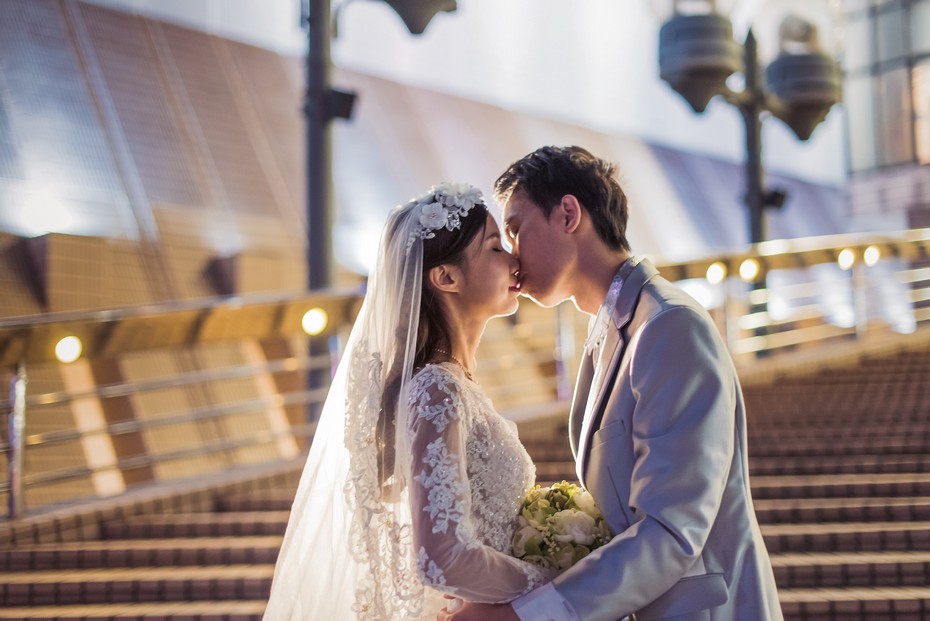 photograph,bride,wedding dress,bridal clothing,gown