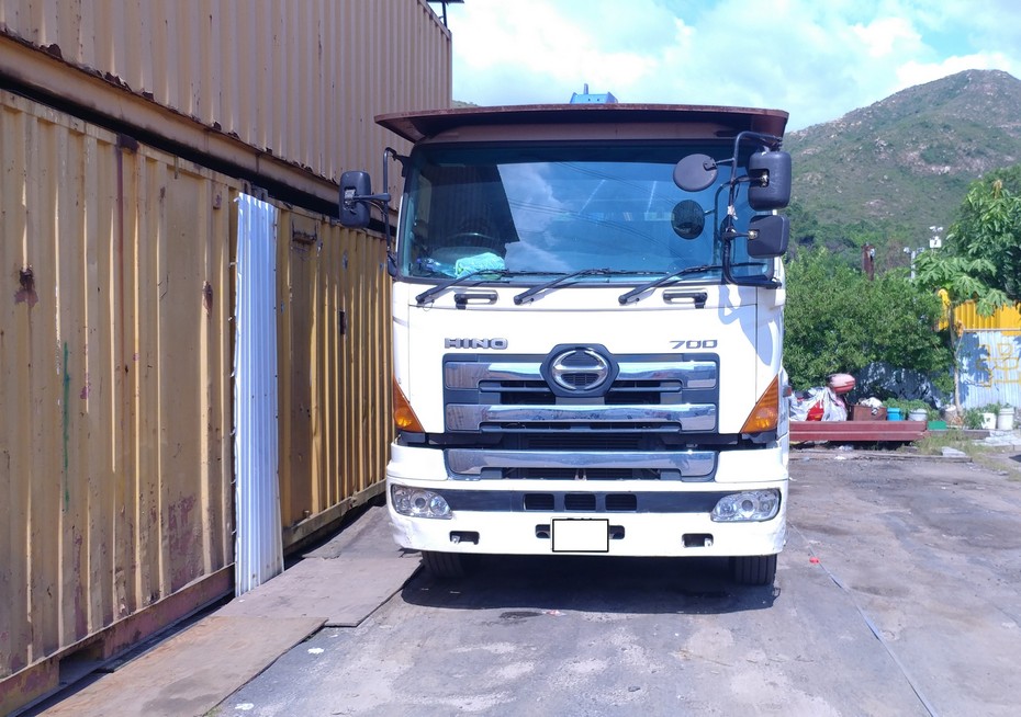 transport,motor vehicle,vehicle,truck,mode of transport