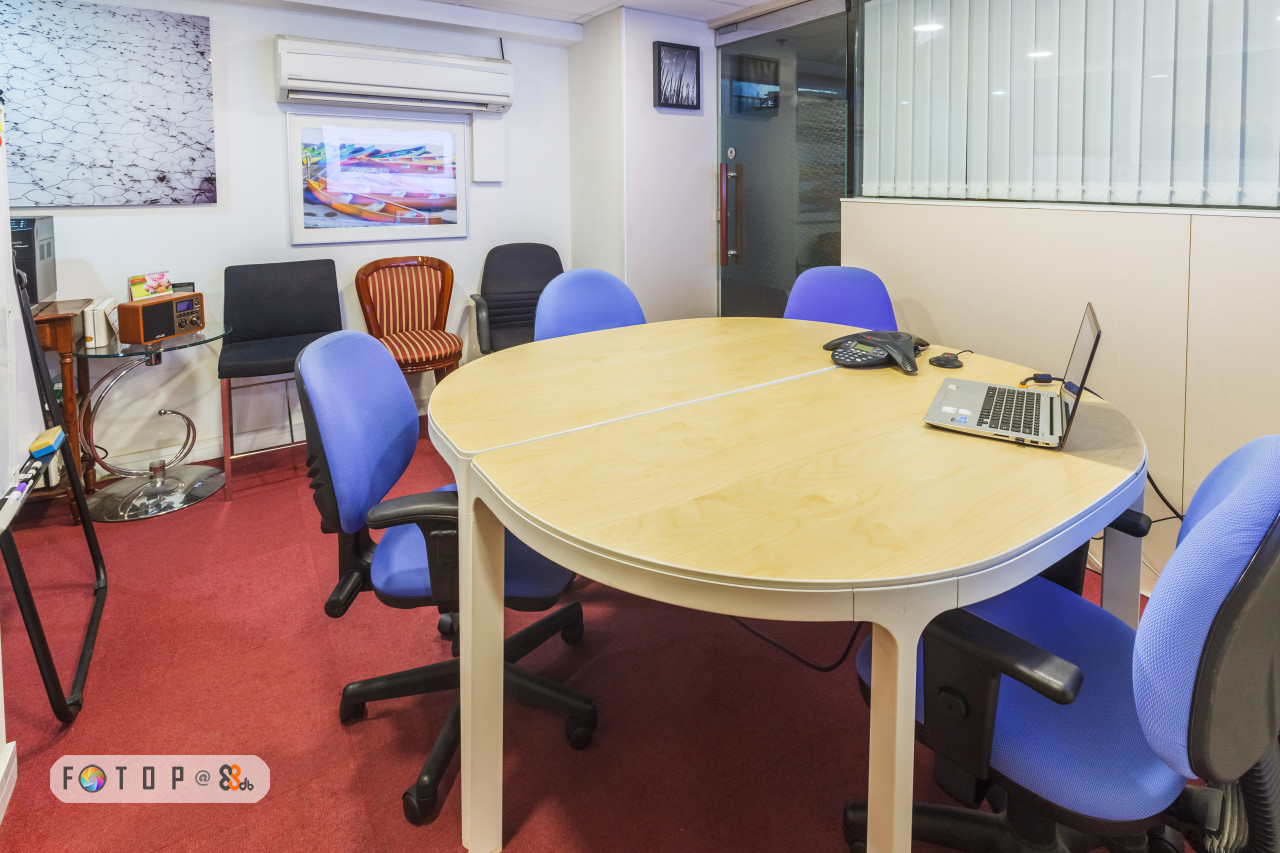 Room,Property,Table,Office,Building