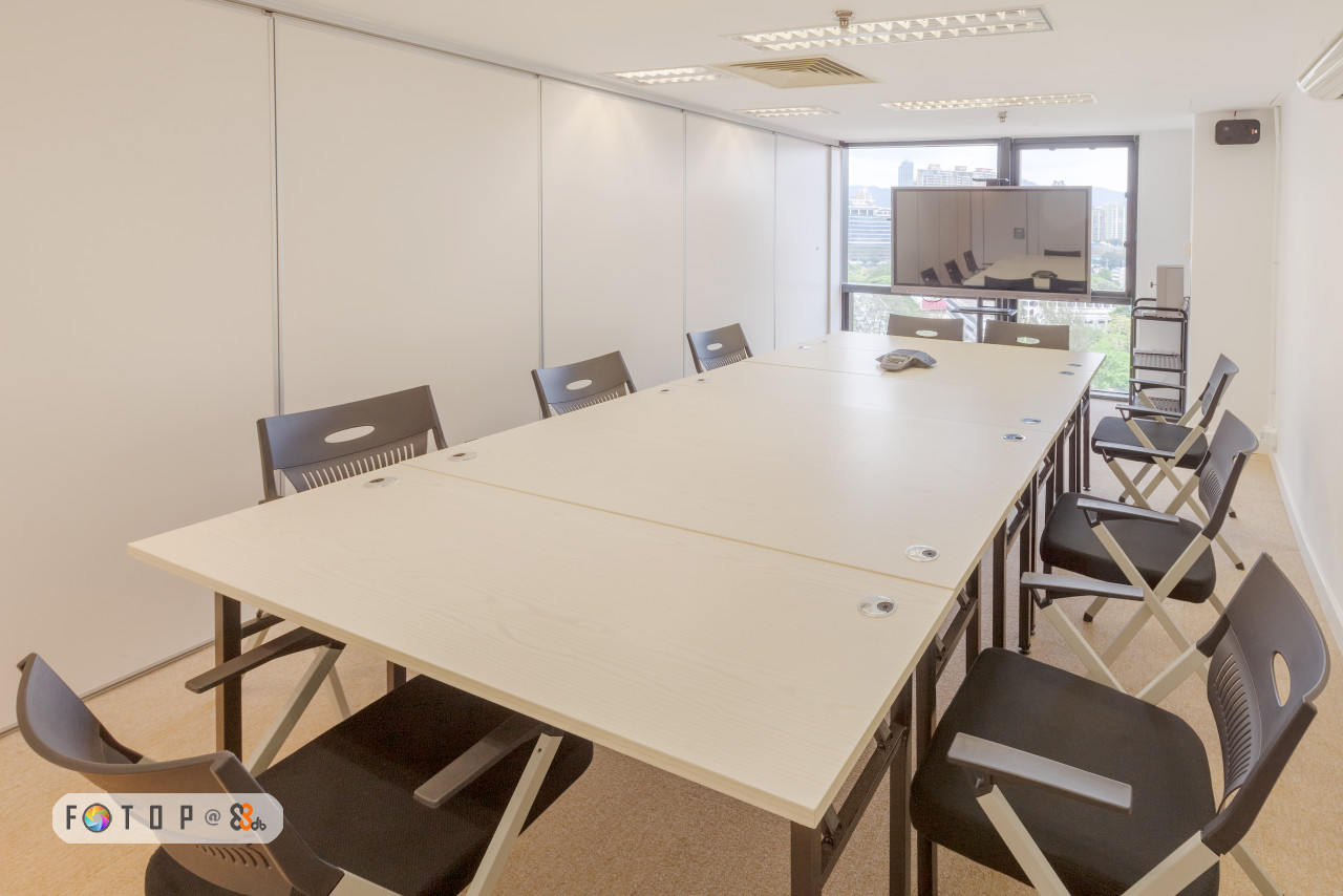 Property,Room,Office,Table,Building