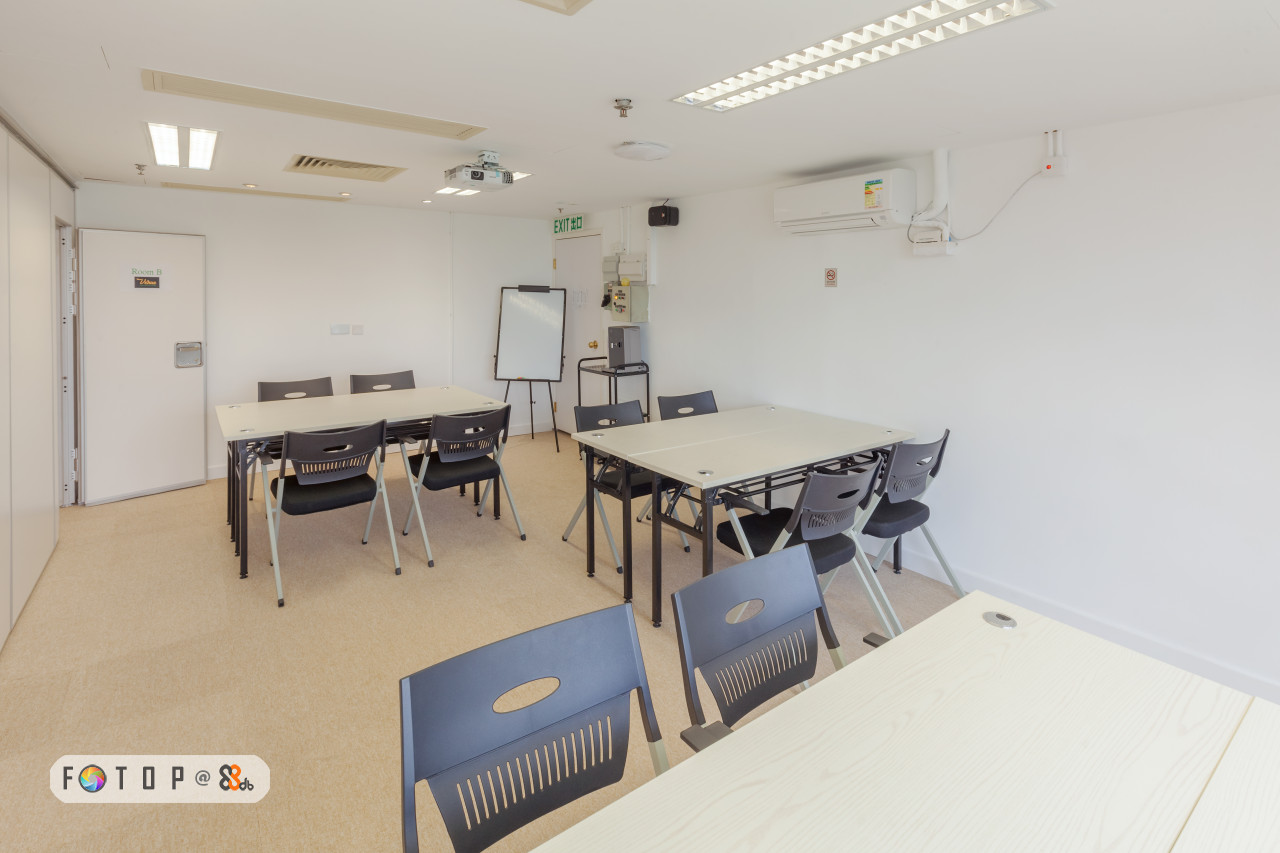 EXITD FOT O P @,Room,Property,Building,Interior design,Classroom