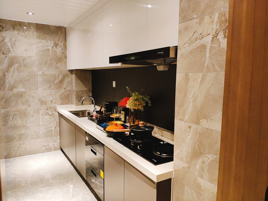 countertop,kitchen,room,interior design,flooring