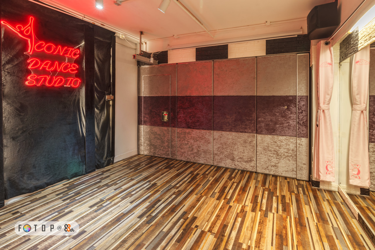 Aa DIO FOT I P @,property,floor,flooring,wood,interior design