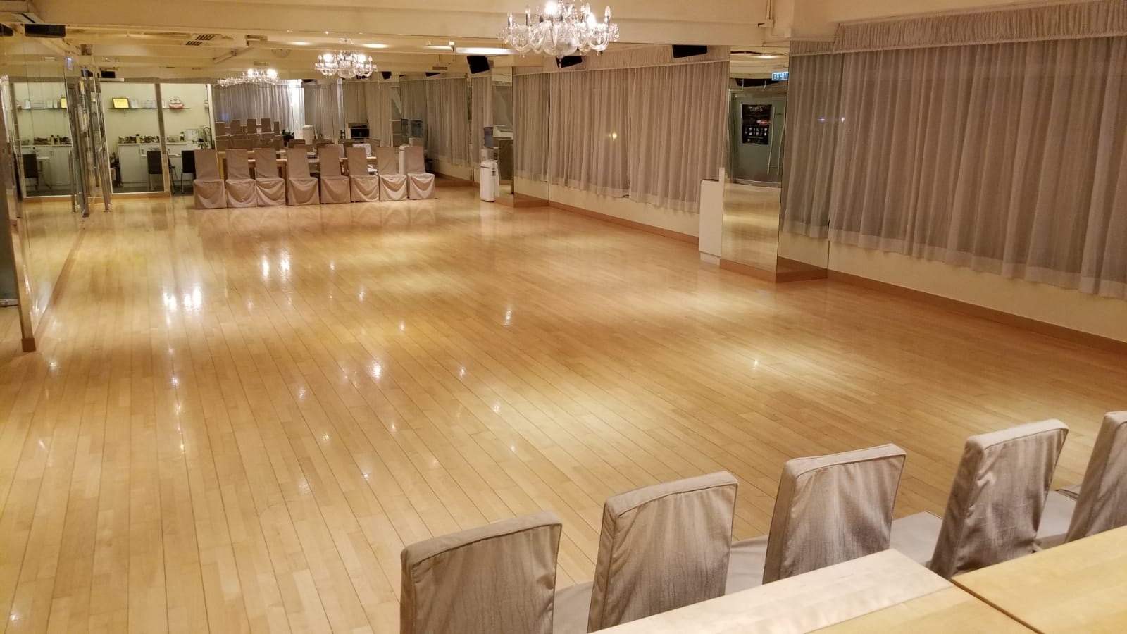 floor,flooring,hardwood,wood,wood flooring