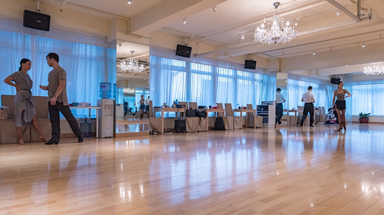 function hall,flooring,ballroom,floor