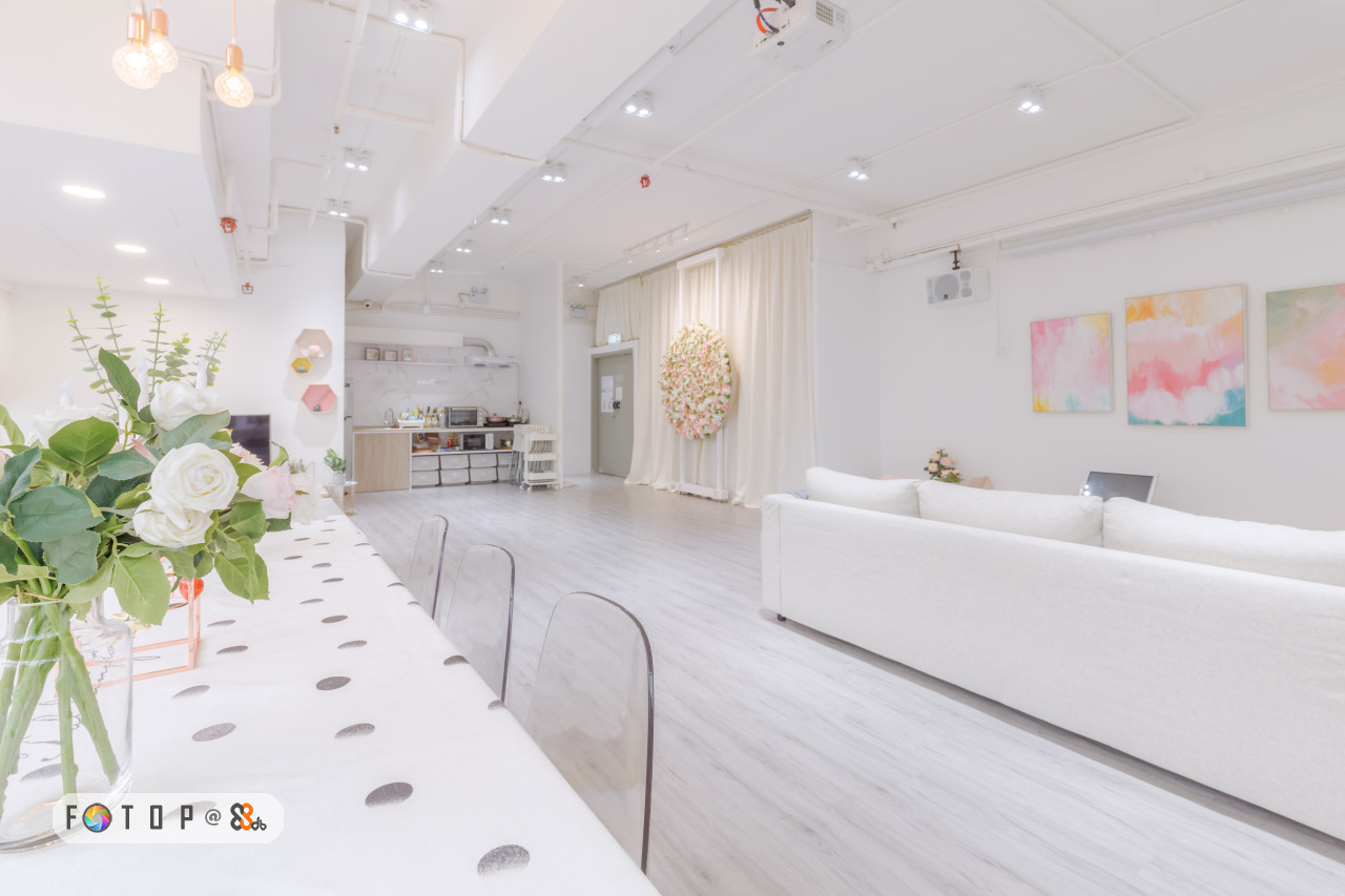White,Interior design,Property,Room,Building