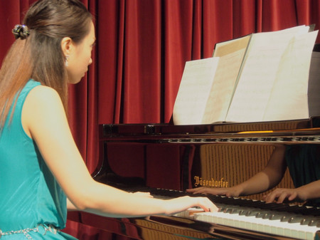 piano,pianist,keyboard,musical instrument,fortepiano